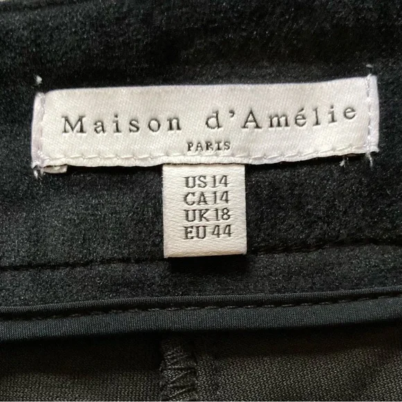 Maison D'Amelie Black Velour Straight Leg Sailor Trousers with Gold Buttons - Picture 3 of 12